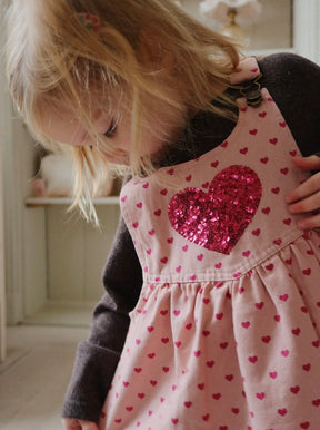 Kjole Nola Spencer Berry Coeur