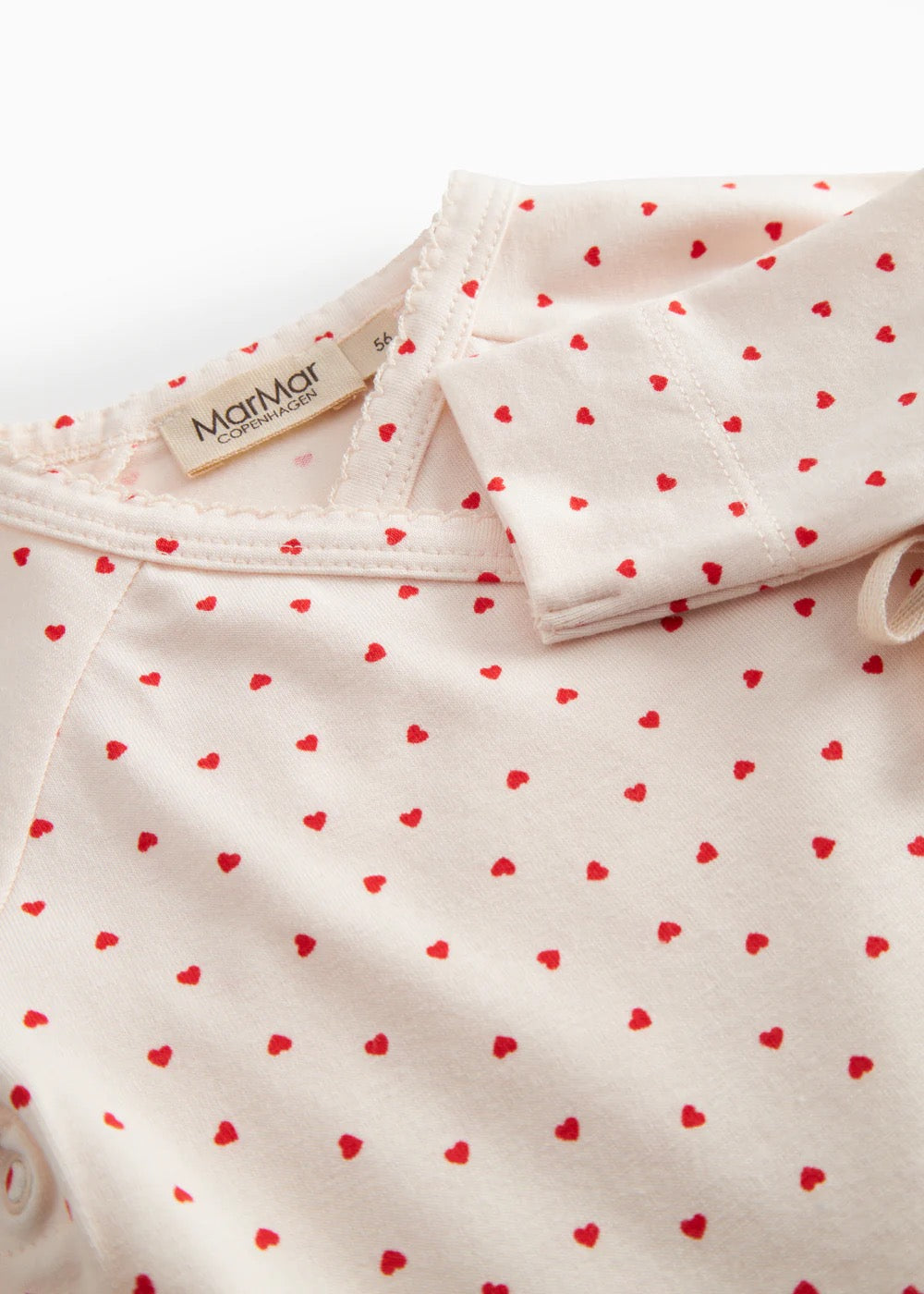 Body Belita Modal Happy Hearts