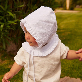 Lue Bonnet Anne White