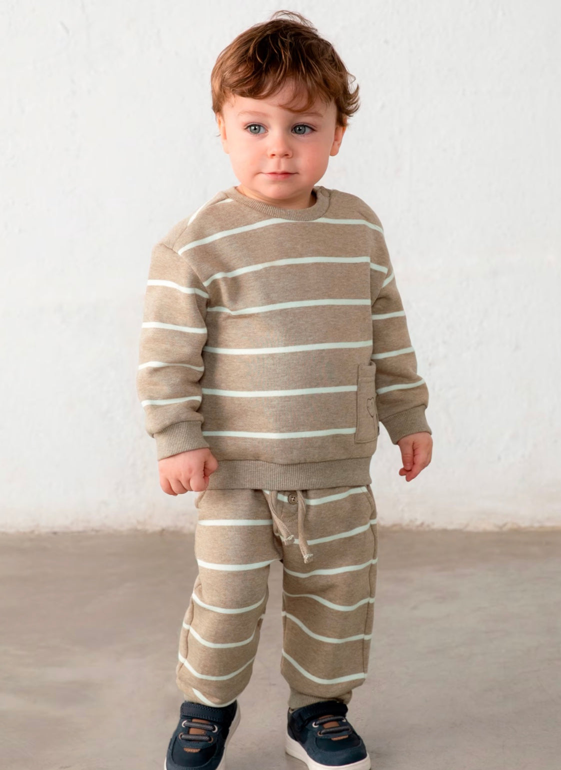Genser Stripes Dino Truffle
