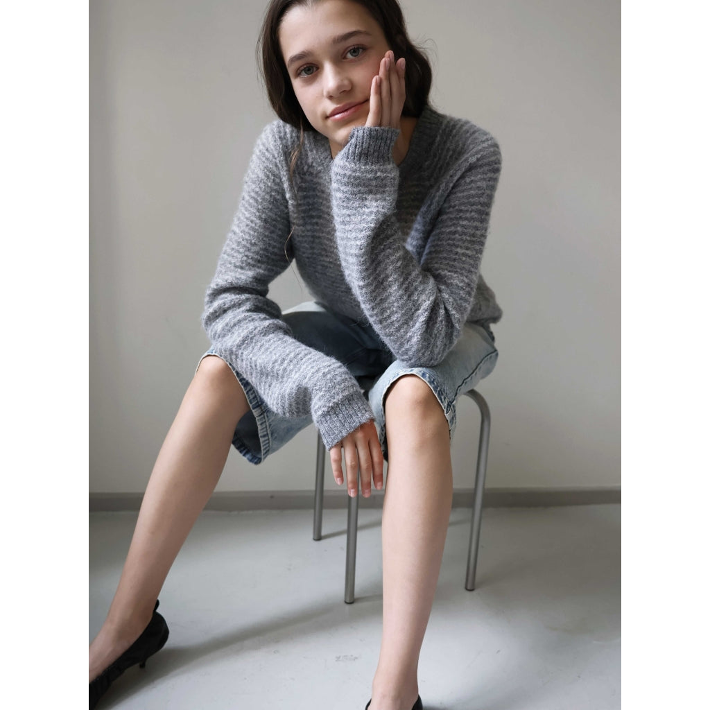 Genser GRCienne LS Crew Knit Dark Grey