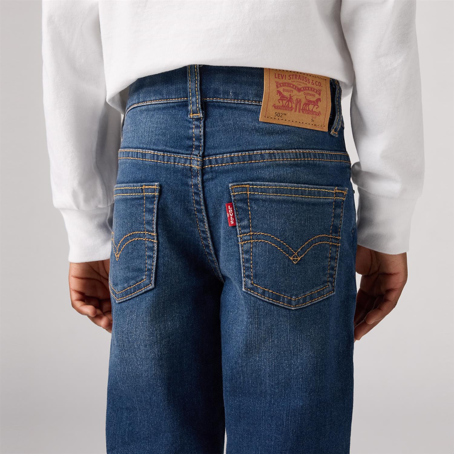 Jeans 502 Regular Taper Garland