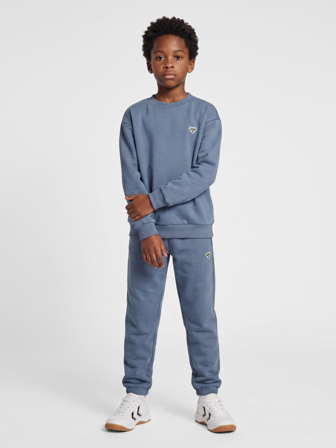Genser Loose Bee Crewneck Flint Stone