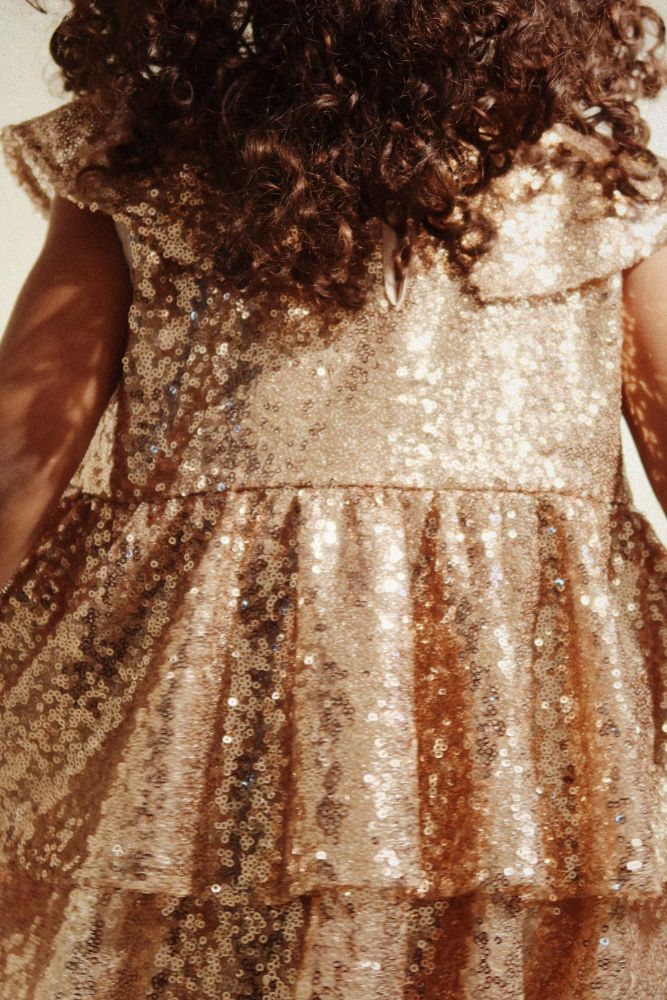Kjole Starla Sequin Gold Blush